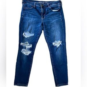 AMERICAN EAGLE AE Next level stretch distressed dark wash jeggings 14 short